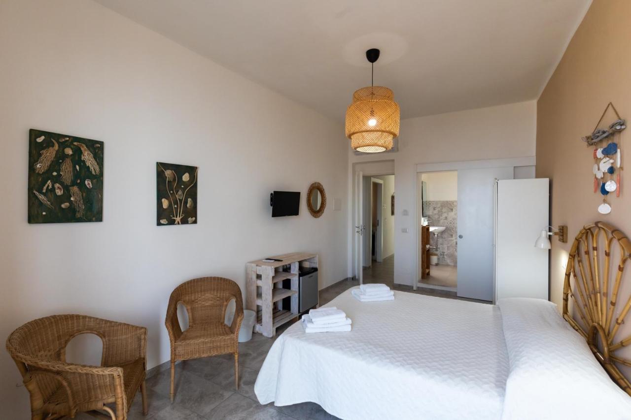 Brezza Marina Acomodação com café da manhã Tropea Exterior foto