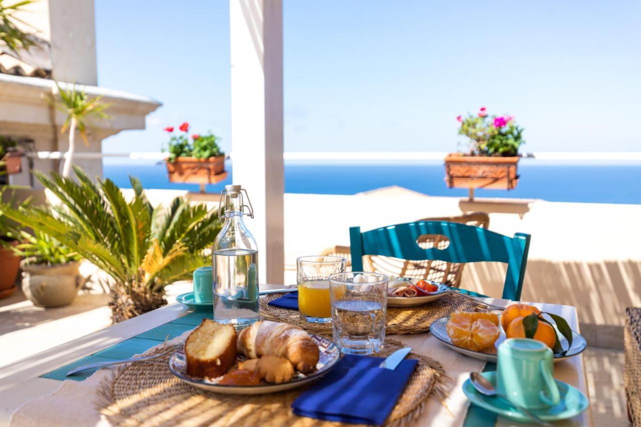 Brezza Marina Acomodação com café da manhã Tropea Exterior foto